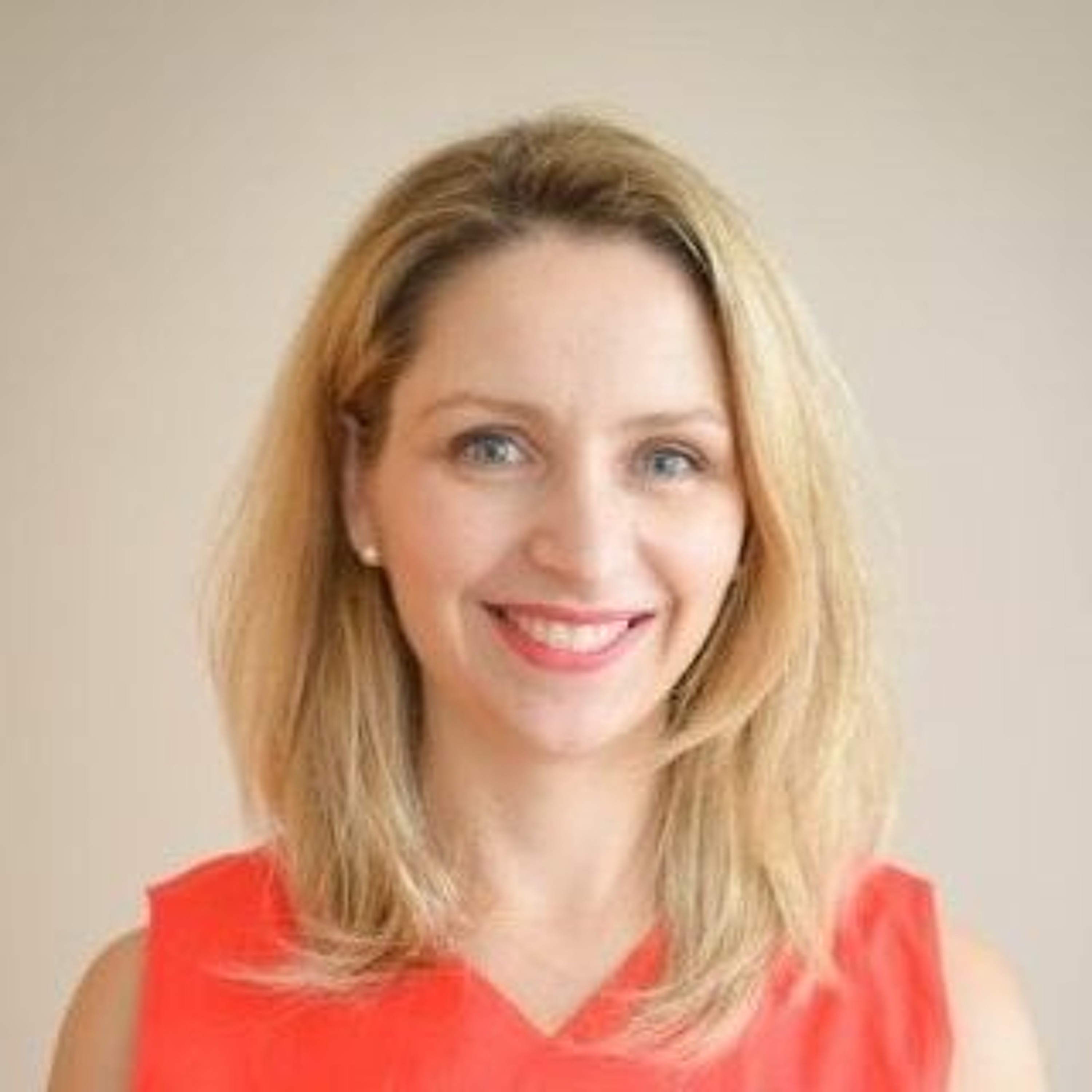 #358: Bridging the Gap Between Women Entrepreneurs and Finance with Nicole Denholder episode artwork