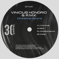 Premiere: Vinicius Honorio & R.M.K - Long Night [Blueprint]