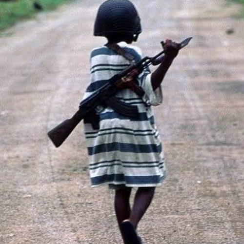 MTG - PORTANDO FUZIL (( DJ FUMO DO SÃO PEDRO ))