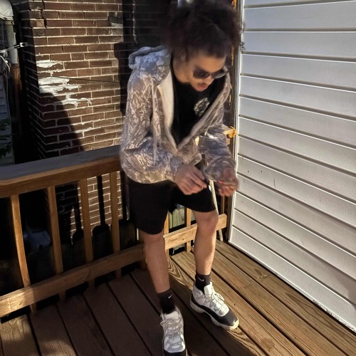 outta luck (feat. dayday)