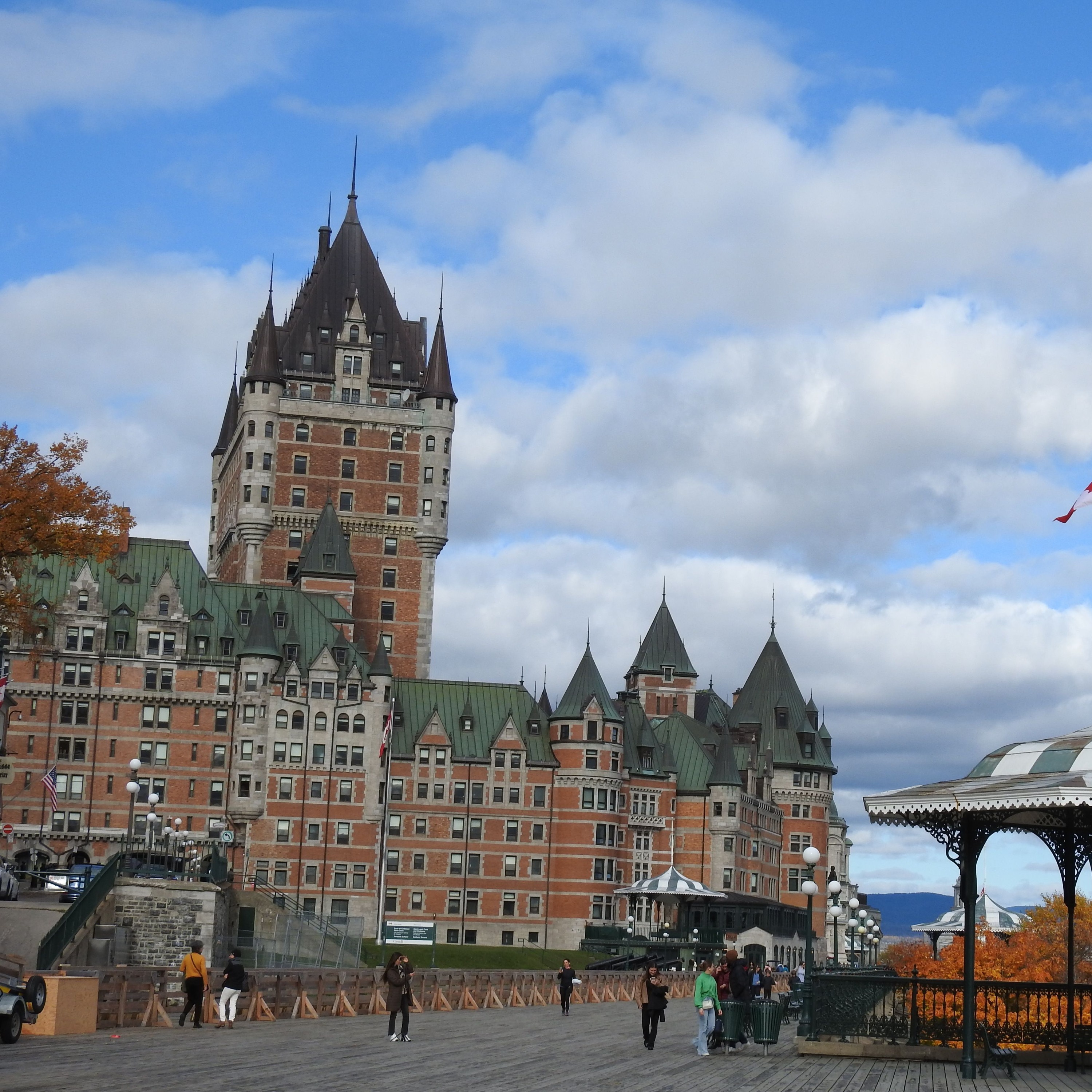 Exploring All There Is To Love About Canada's French Capital, Quebec -Helen Hayes episode artwork