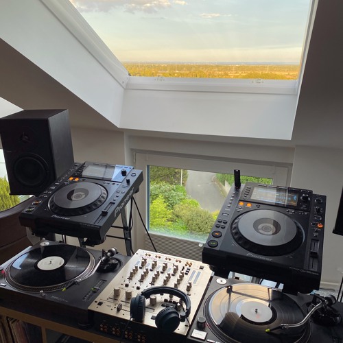 August 2020 Mix