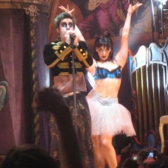 brendon talks about the band - panic! at the disco live in denver