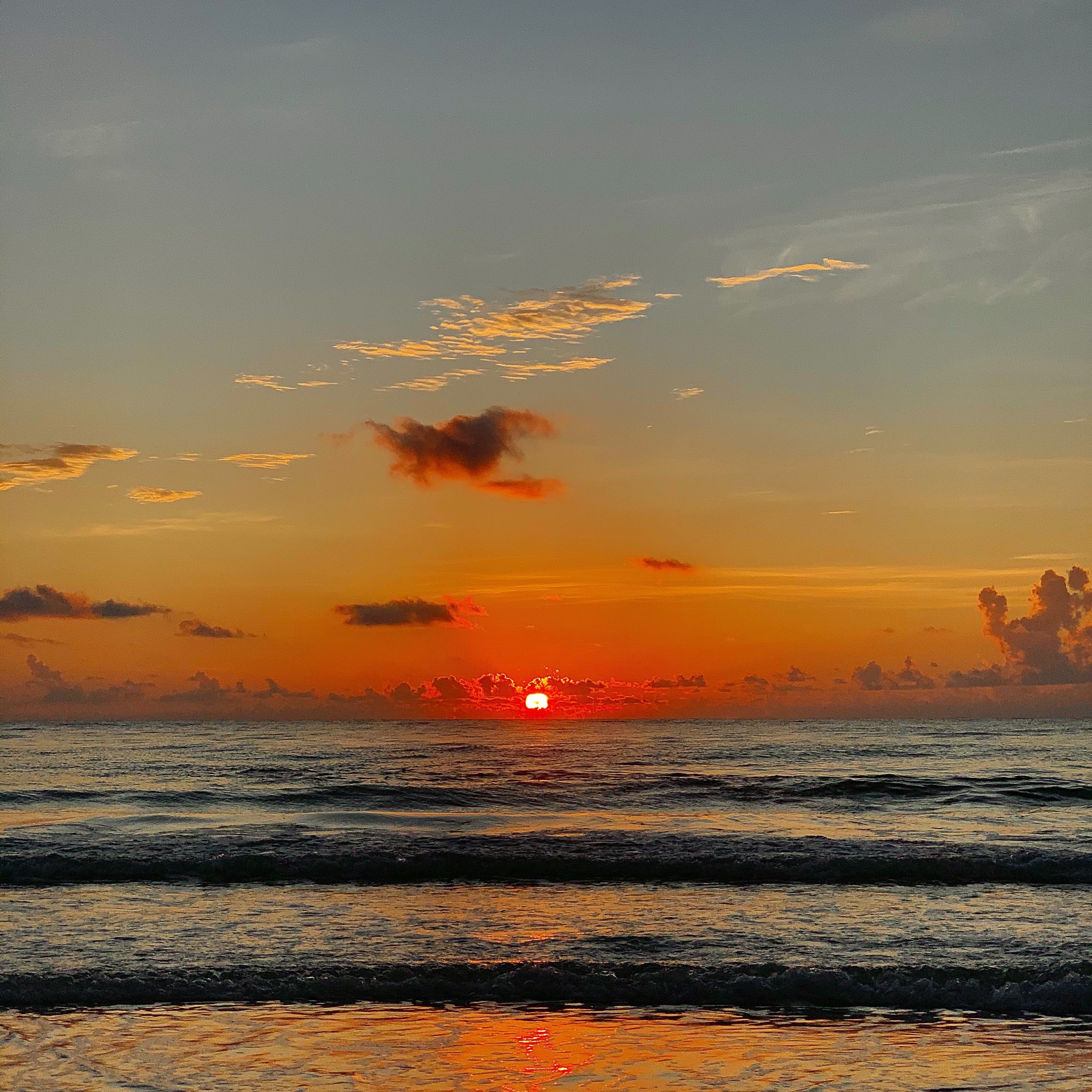 Sunset Grooves Podcast #187 - Atropos