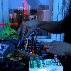 Live Ambient Drones with Elmyra 2