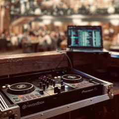 Poolside House/ Café Del Mar Mix