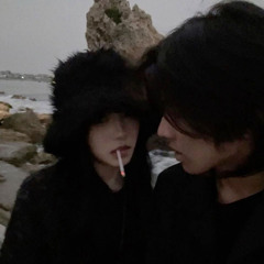 โต๊ะริม (</3)