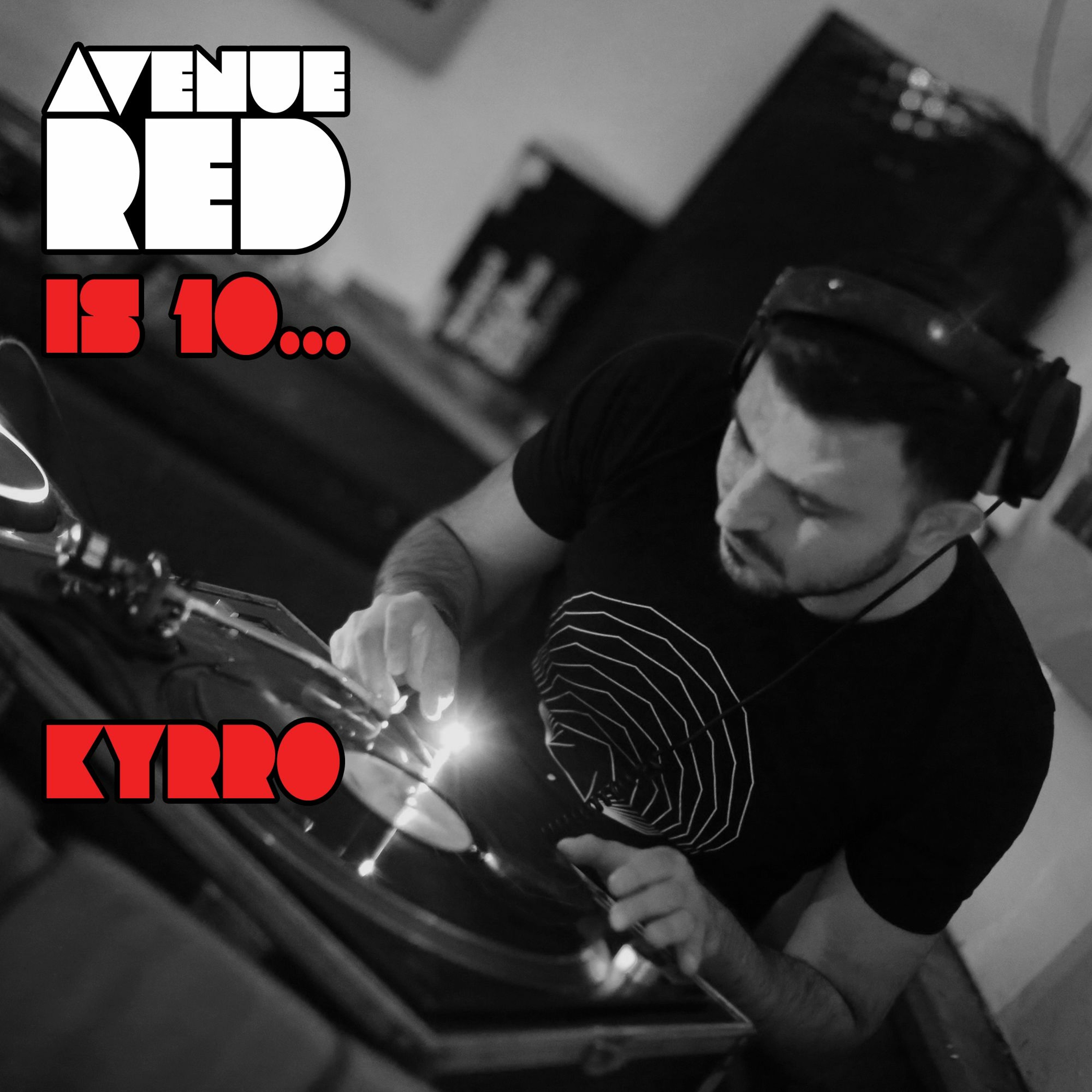 Avenue Red
