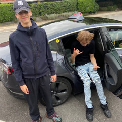 ErickoSimans - First Day Out Freestyle (@GTADGLASSES ARCHIVE)