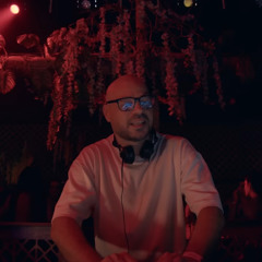 D-Nox Takes Over Warung Beach Club for an UNFORGETTABLE Night! 2024