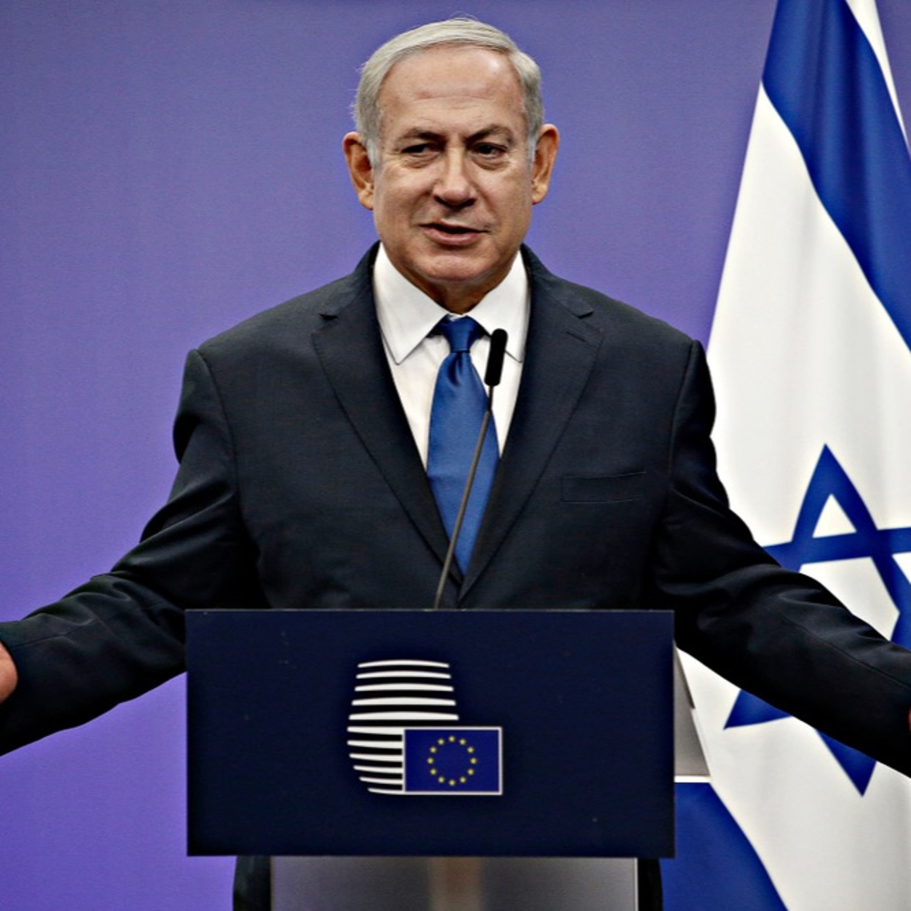 492 - ?ארבע שנים טובות episode artwork