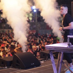 VIDRO DE LANÇA BUNDA BALANÇA ( DJ JR DO MD ) MC LUAN DA BS - REMIX RJ