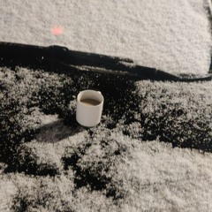 Tasse im Schnee