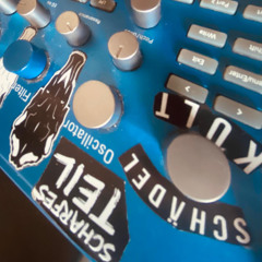 Blaues Geschrubbe (HARDTEKK)