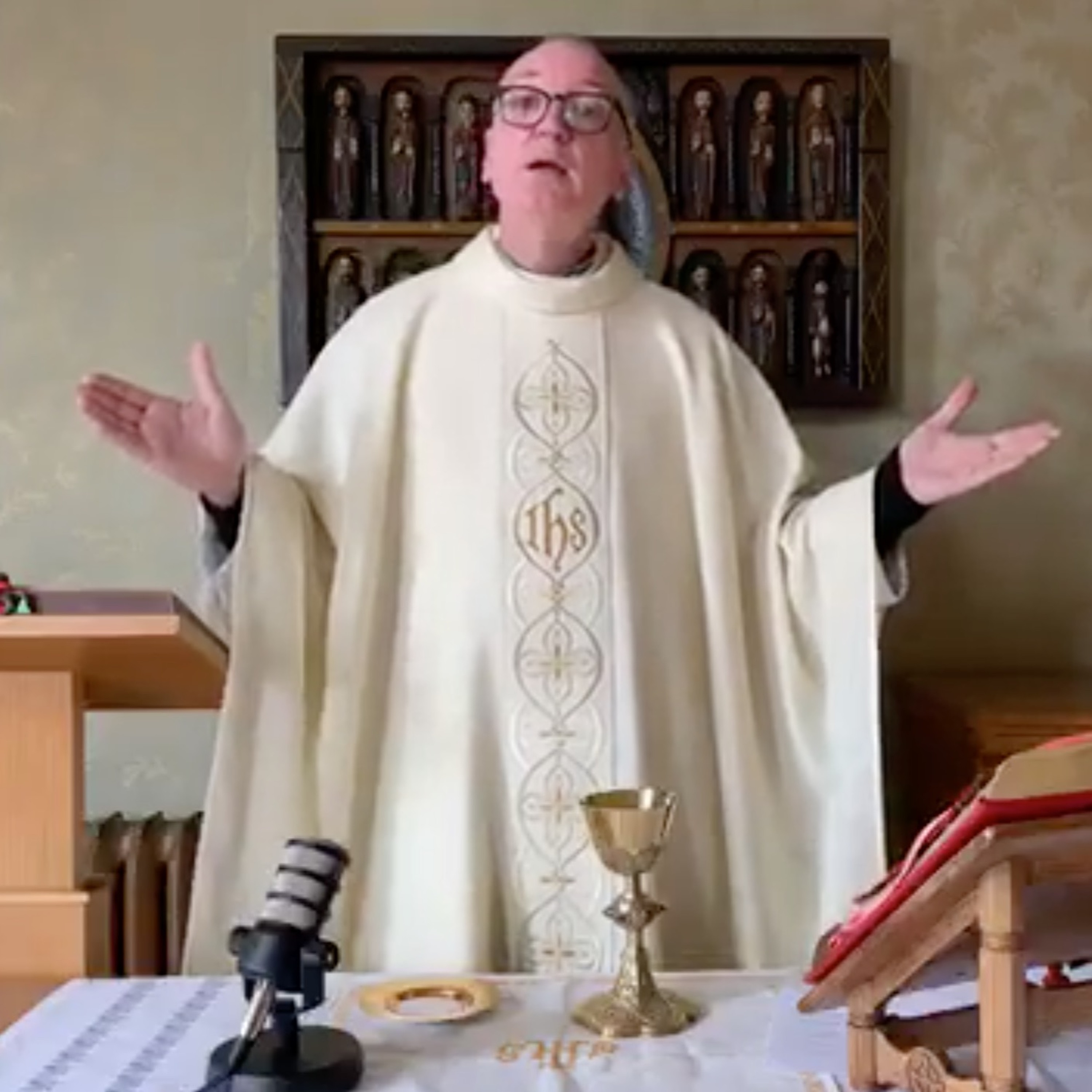 Morning Mass - Requiem Mass for Noreen Hutton on 7th May 2020 episode artwork