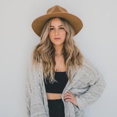Proton Radio // The Purr Showcase #093 Laure
