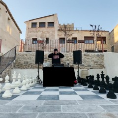 Milu @ Chess Board (Sunset set)