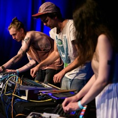 Ausgesprochen:NEU @ Sonic Territories