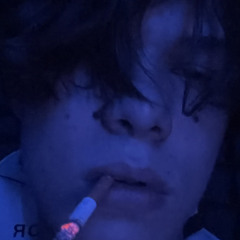 whitepunk w/MOBBLESS