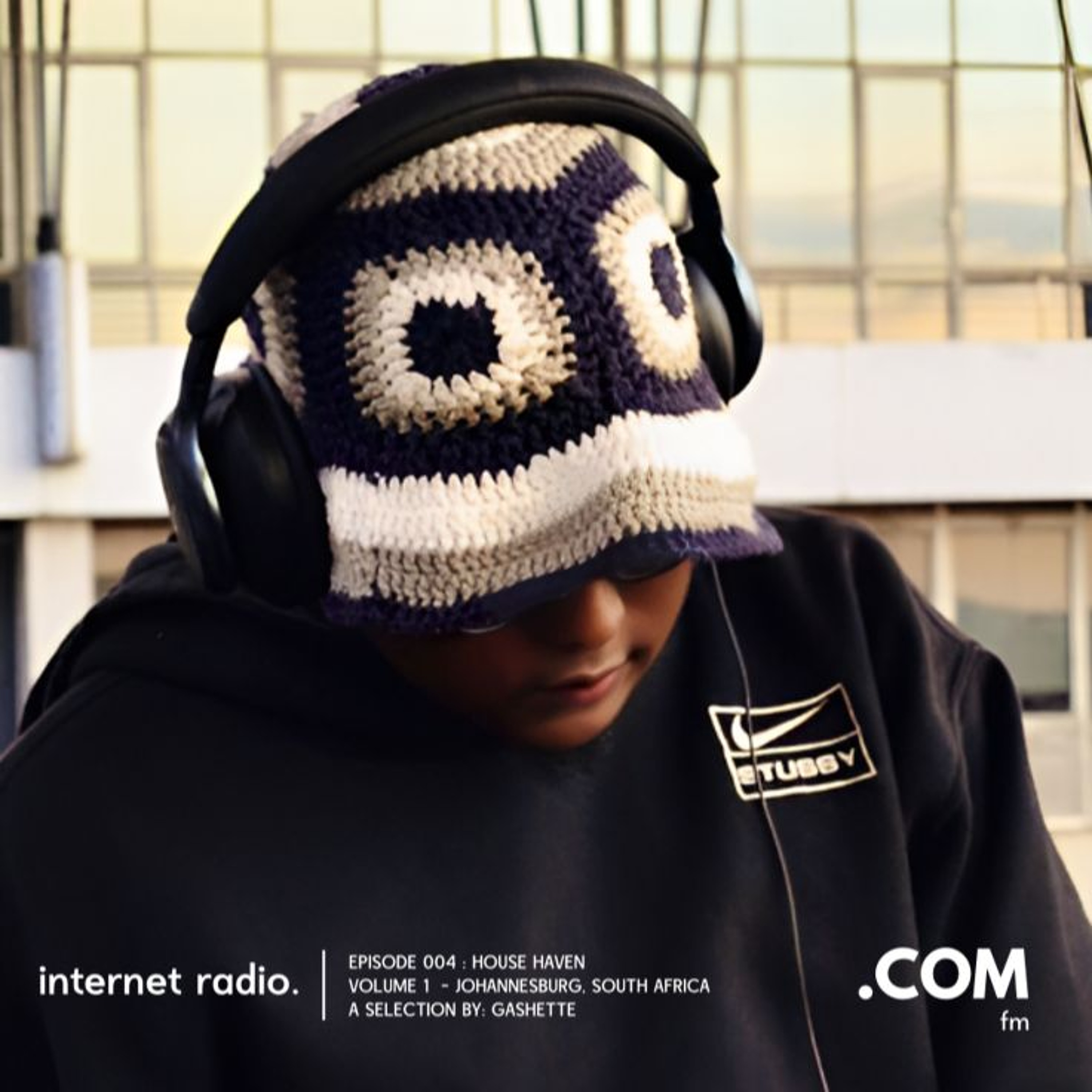 dotcomFM