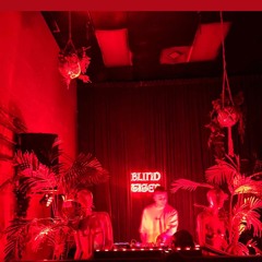 Live at Blind Tiger, Los Angeles. 20/8/25