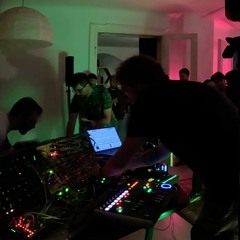 modular set @ EMOM Caminul Subcultural