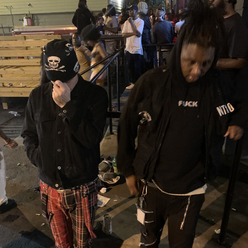 Toxic (Feat:HoodRatLaFlare) [Prod.xBrooklyn]