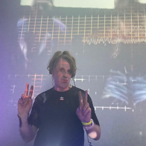 Harry's Book launch anniversary Stroud party... The Mighty Grace Sands Rocks the party.