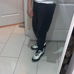 🏴