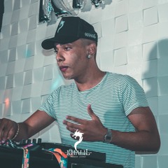 MC RICK - DESCE MOÇA,SOBE MOÇA