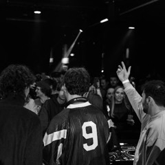 Half an hour of Hard Groove