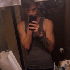 Freestyle “I miss my fake friends”