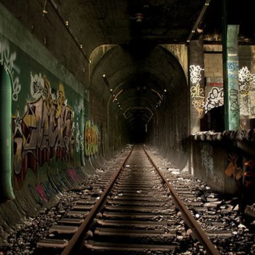 pull me (underground)