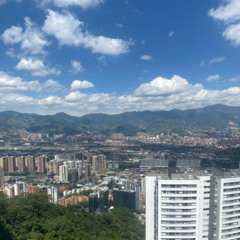 MEDELLIN CLASSICS ON ELECTRONIC MUSIC