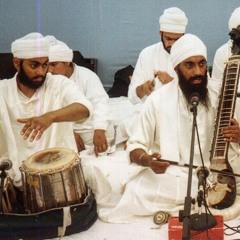 Man Na Rahai Kaise Milau Piaare + Mohan Needh Na Aavai Haavai (Barsi 2007, Snitterfield, UK)