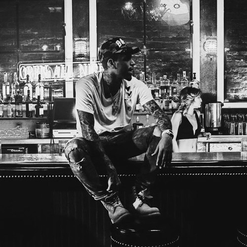 Liquor. + @stackkie + @1heyyrhyn #jerseyclub