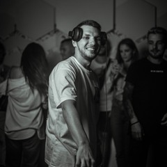Avoure - Live at Over Head | Caleton 28.08.20