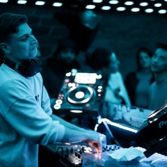 DJ Set For Usure Cast & La Track#7 at Panic Room
