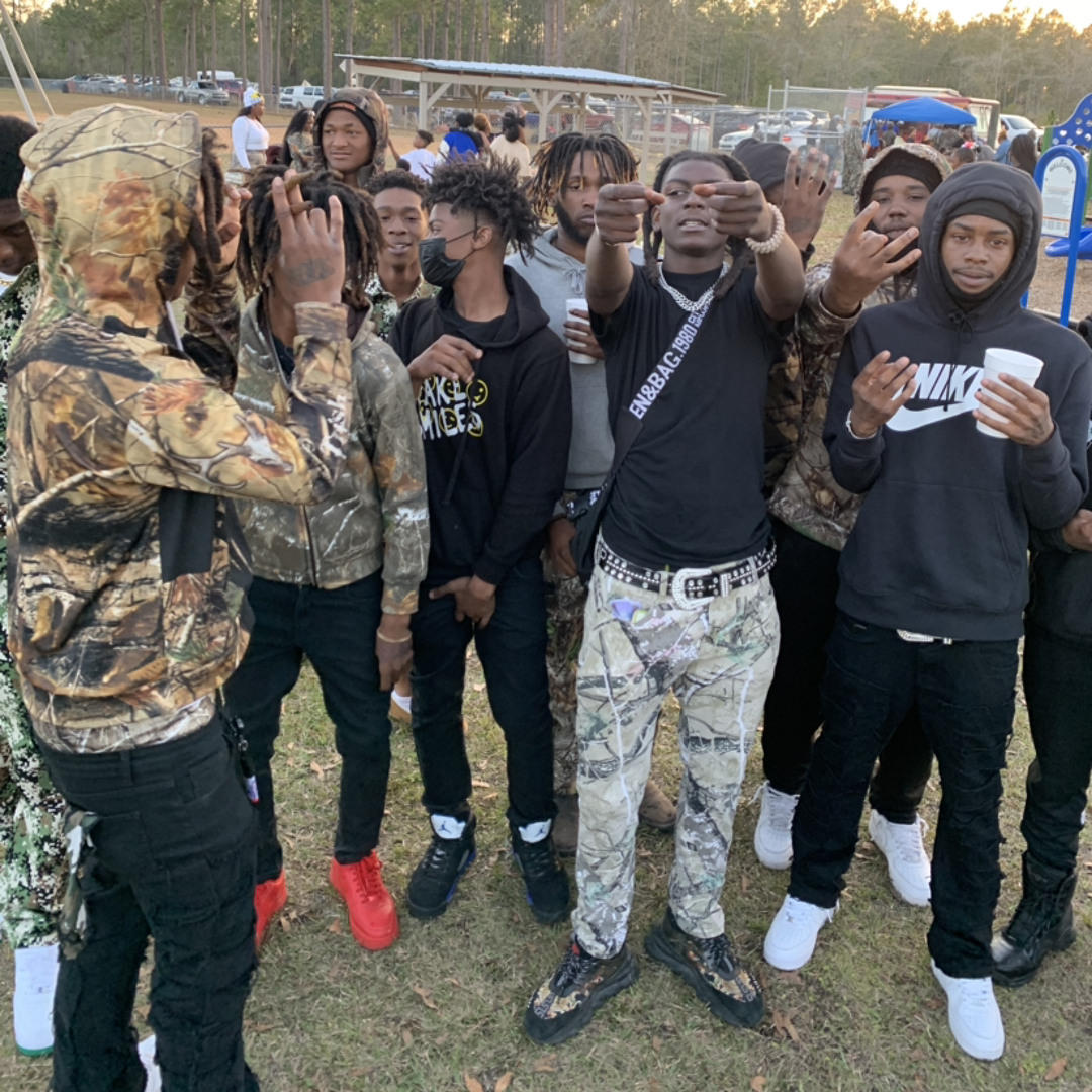 Nunlikemadaddy feat. stretchshii 4