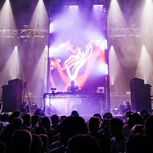 Kritikal Closing Set - BOU/BASSTRIPPER AT METRO CITY