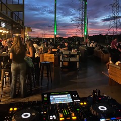 Sunset Sessions at Mercado la Cartonera Lindora  - July 16th 2023