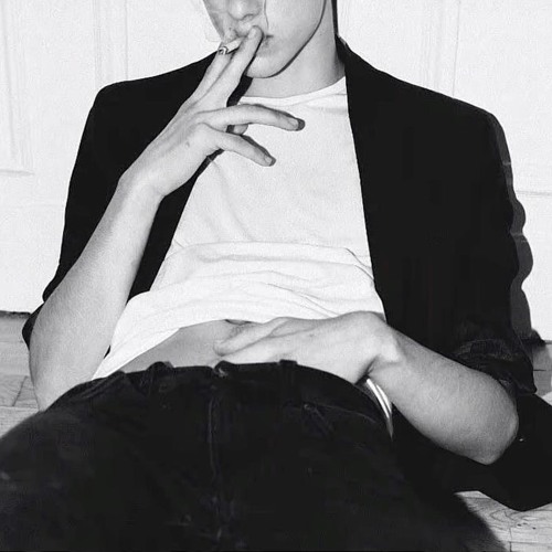 i'm so full of emotions i never show