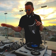 DJ LUTIQUE - 4.2 ON VINYL (HOUSE CLASSICS) LIVE @ DAH (KYIV)