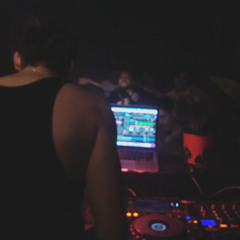 Poundak Closing set