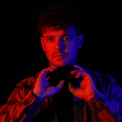 Illusionize & Kelis - Moogzera Milkshake (DJ Finch mashup)