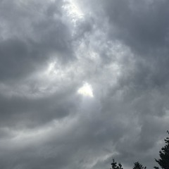 Lookin to da skies (prod.hills)