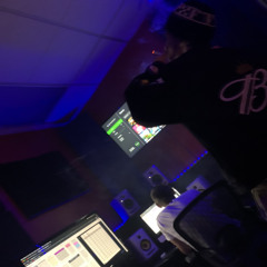 HOUND FROM THE POUND (BITS&PIECES) [PROD. ZACHEDELIC]