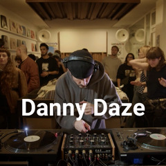 Yoyaku Instore Session with Danny Daze