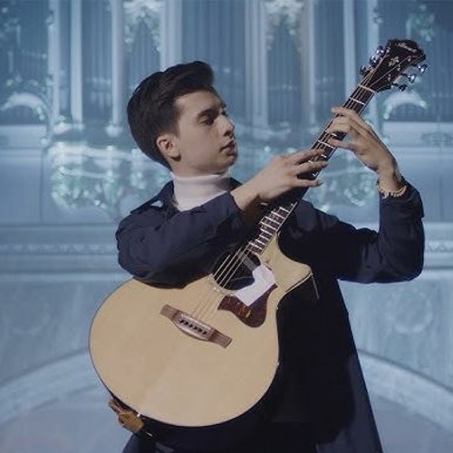 Marcin  Innuendo By Queen  Asturias On One Guitar Live Session