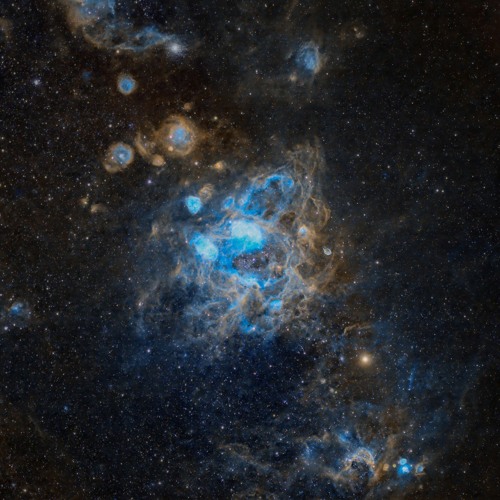 Arjun Vagale - Deep Space Manoeuvre [MT69]